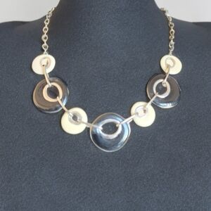 Premier Designs Elegant Silver Tone and Cream Enamel Necklace